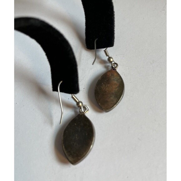 Vintage Purple Abalone Teardrop Dangle Pierced Earrings Silver Tone - Picture 3 of 4